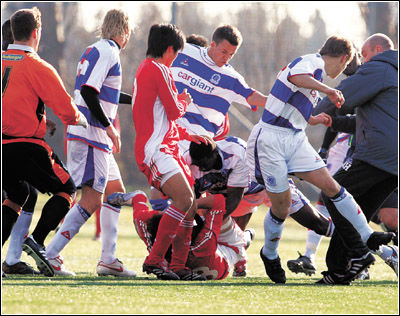 周六威廉闯三关：女皇公园巡游者主场难胜